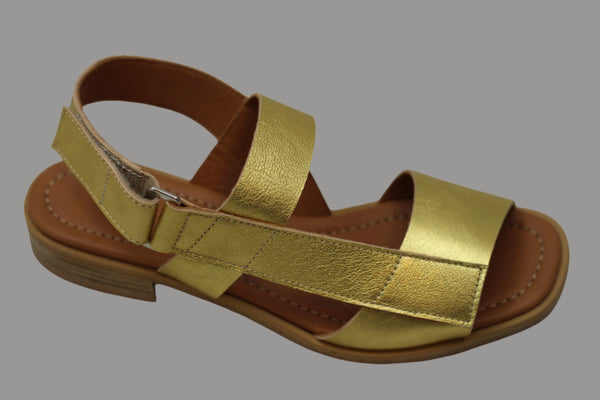 Women's Gobio Sandal - Light Gold Leather Side Angle View