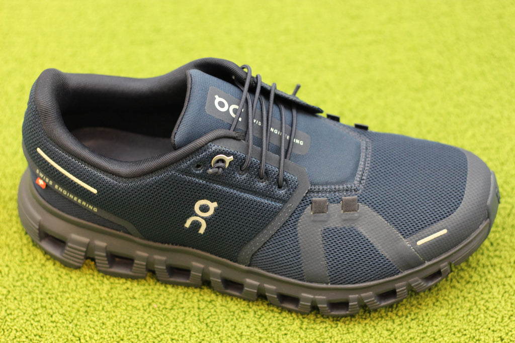 Mens Cloud6 Sneaker - Midnight Mesh/Synthetic Side Angle View