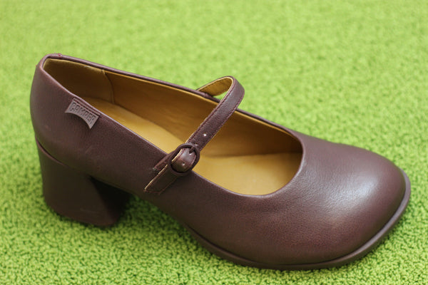 Womens Kora MJ Pump - Beizos Leather Side Angle View