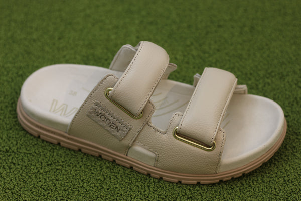 Womens Lisa Sandal - Ivory Leather Side Angle View