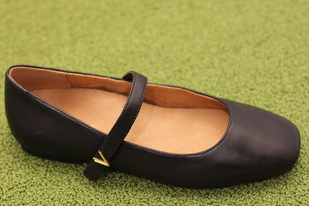 Vionic Women's Alameda Mary Jane - Black Leather Side Angle View