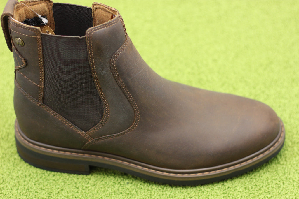 Men's Newford Chelsea Boot - Beeswax Leather Side Angle View