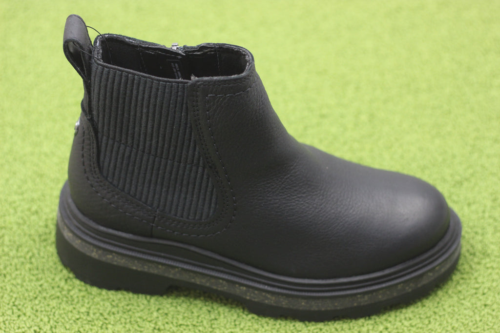 Women's Hencroft Step Boot - Black Leather Side Angle View