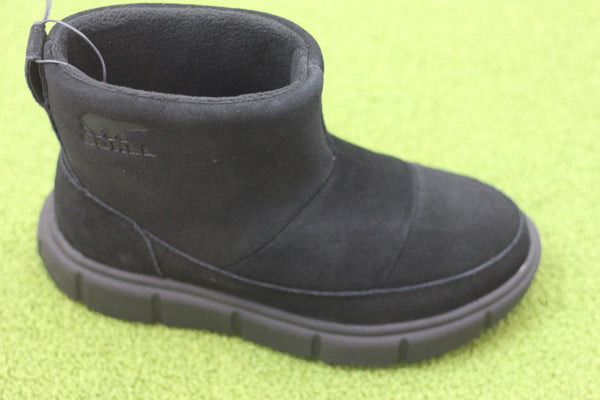 Women's Explorer Slip On WP Boot - Black Suede Side Angle View