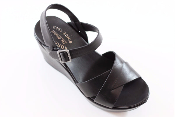Kork Ease Women's Ava 2.0 Sandal - Black Calf Side Angle View