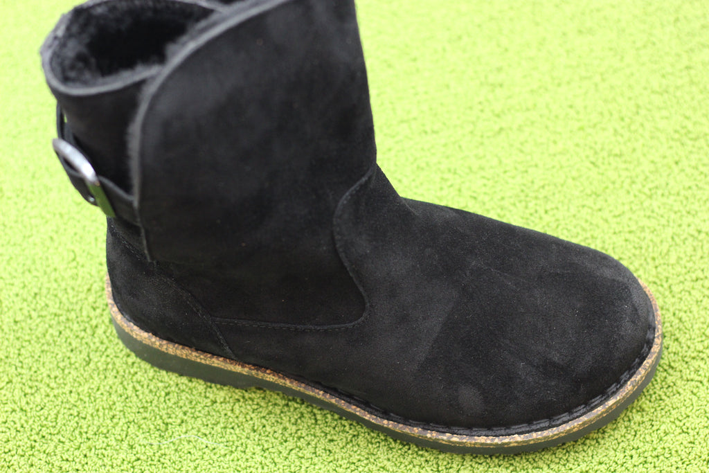 Birkenstock Women's Upsalla Boot - Black Suede/Shearling Side Angle View