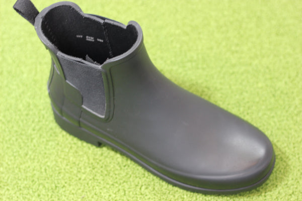 Hunter Women's Original Refined Chelsea Rainboot - Black Rubber Side Angle View