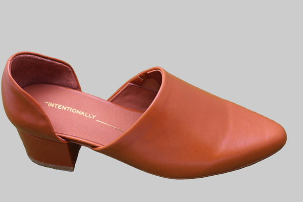 Intentionally Blank Women's Perf Hi Pump - Whiskey Calf Side Angle View