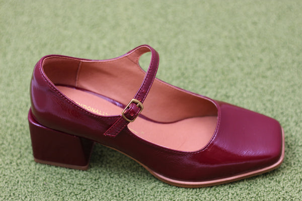 Women's Christopher Mary Jane - Merlot Calf Side Angle 
View