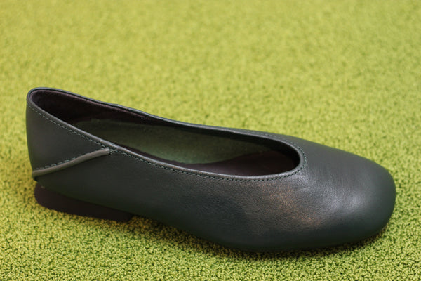 Womens Casi Myra Slip On - Arume Green Leather Side Angle View