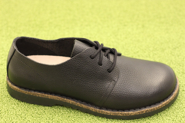 Men's Uppsala Low Oxford - Black Leather Side Angle View