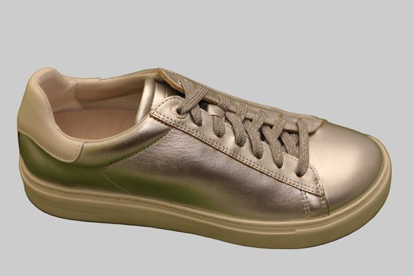 Women's Bend Sneaker - Silver Leather Side Angle View