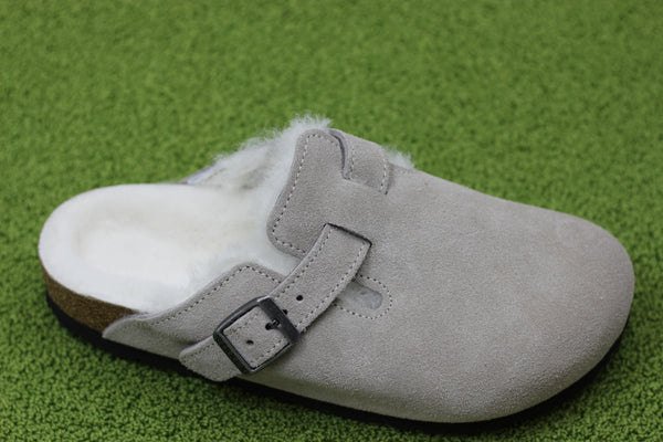 Women's Boston Shearling Clog - Stone Coin Suede/Shearling side angle view