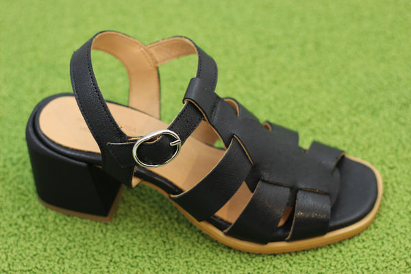 Naguisa Women's Alosa Sandal - Black Leather Side Angle View