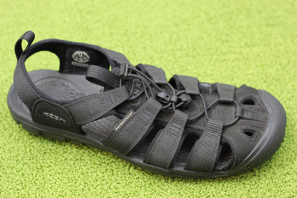 Men's Clearwater Sandal- Black Nylon Side Angle View