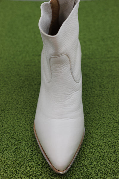 Women's 41401C Zip Boot - White Calf Side Top View