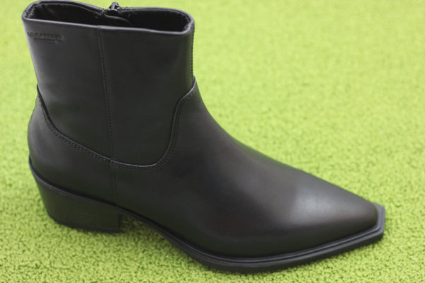 Womens Kelsey Zip Boot - Black Leather Side Angle View