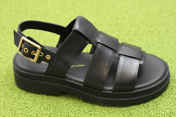 Women's Orinoco3 Strap Sandal - Black Leather Side Angle View