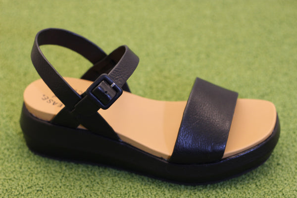 Women's Hallie Sandal - Black Leather Side Angle View