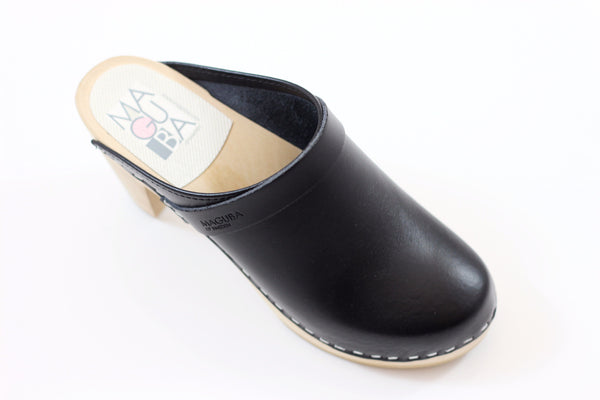 Maguba Women's Stockholm Clog - Black Leather Side Angle View